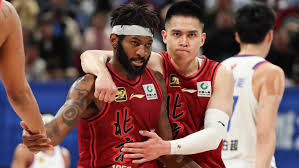 NBA》詹皇妻子莎凡娜曝当年险些分手 幸亏骑士队帮忙.