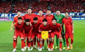 广东险胜，究竟为何被残阵广厦逼成难局局面？关注杜锋的反应.